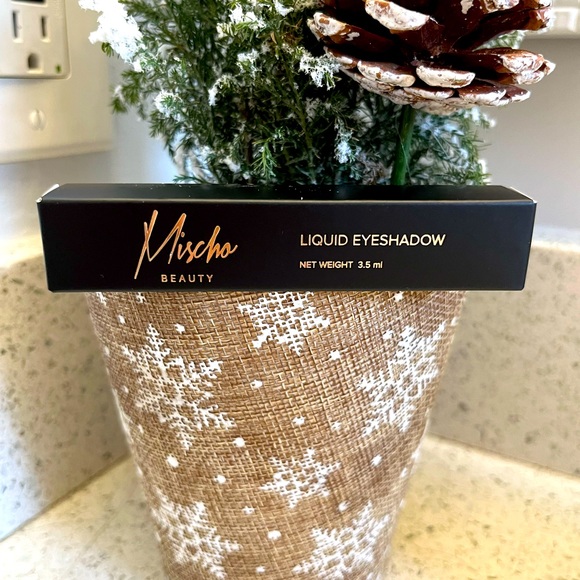 MISCHO BEAUTY liquid eyeshadow - Picture 2 of 4